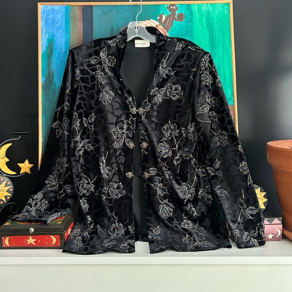 Tradition Tops - Vintage 90s Tradition black Velvet Jacket Floral Gold Sparkle Asian Cocktail 14